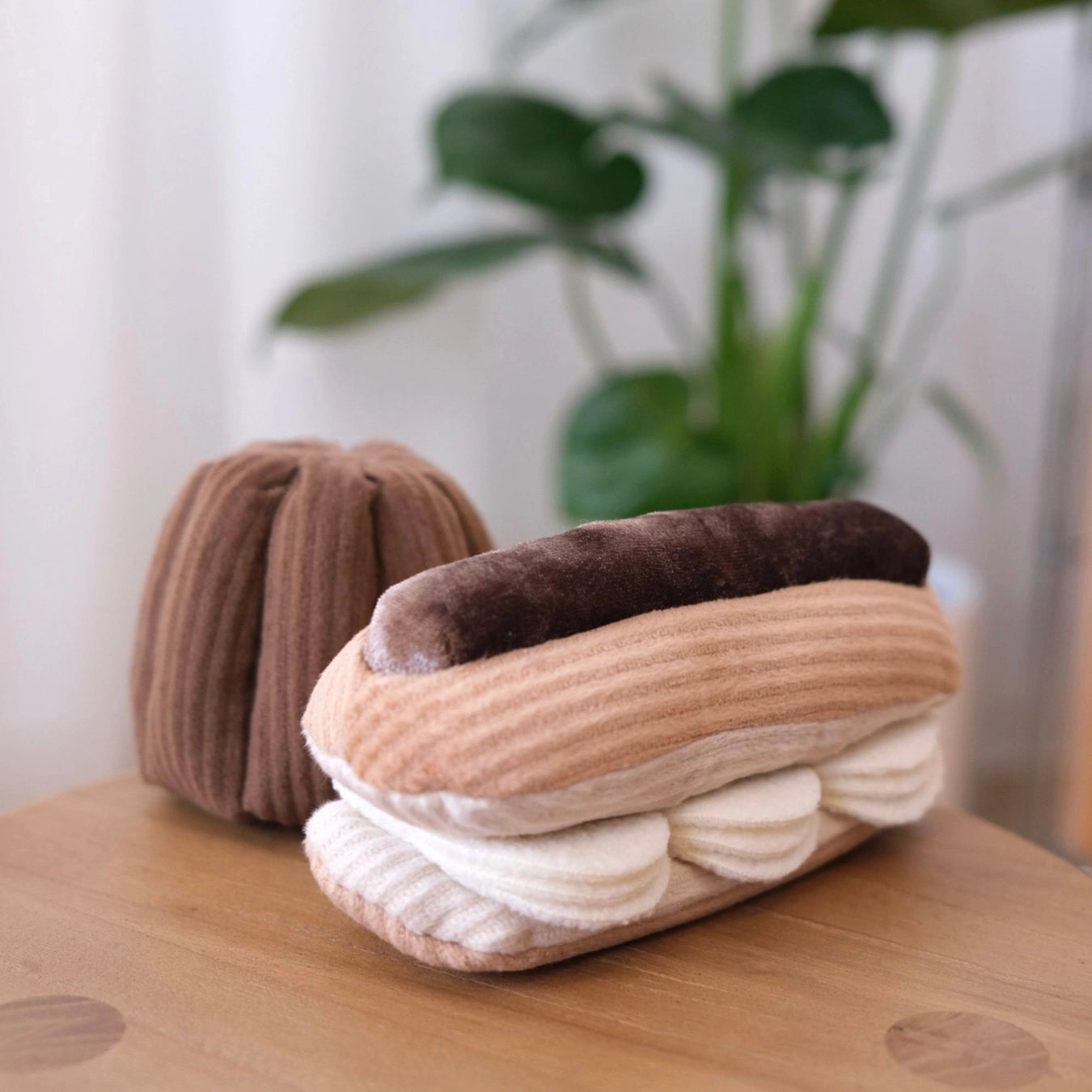 Lambwolf Collective - Eclair Enrichment Dog Toy