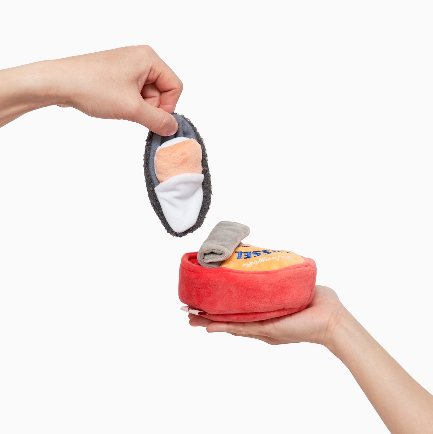 The Furry Folks Tinned Mussel Nosework Toy
