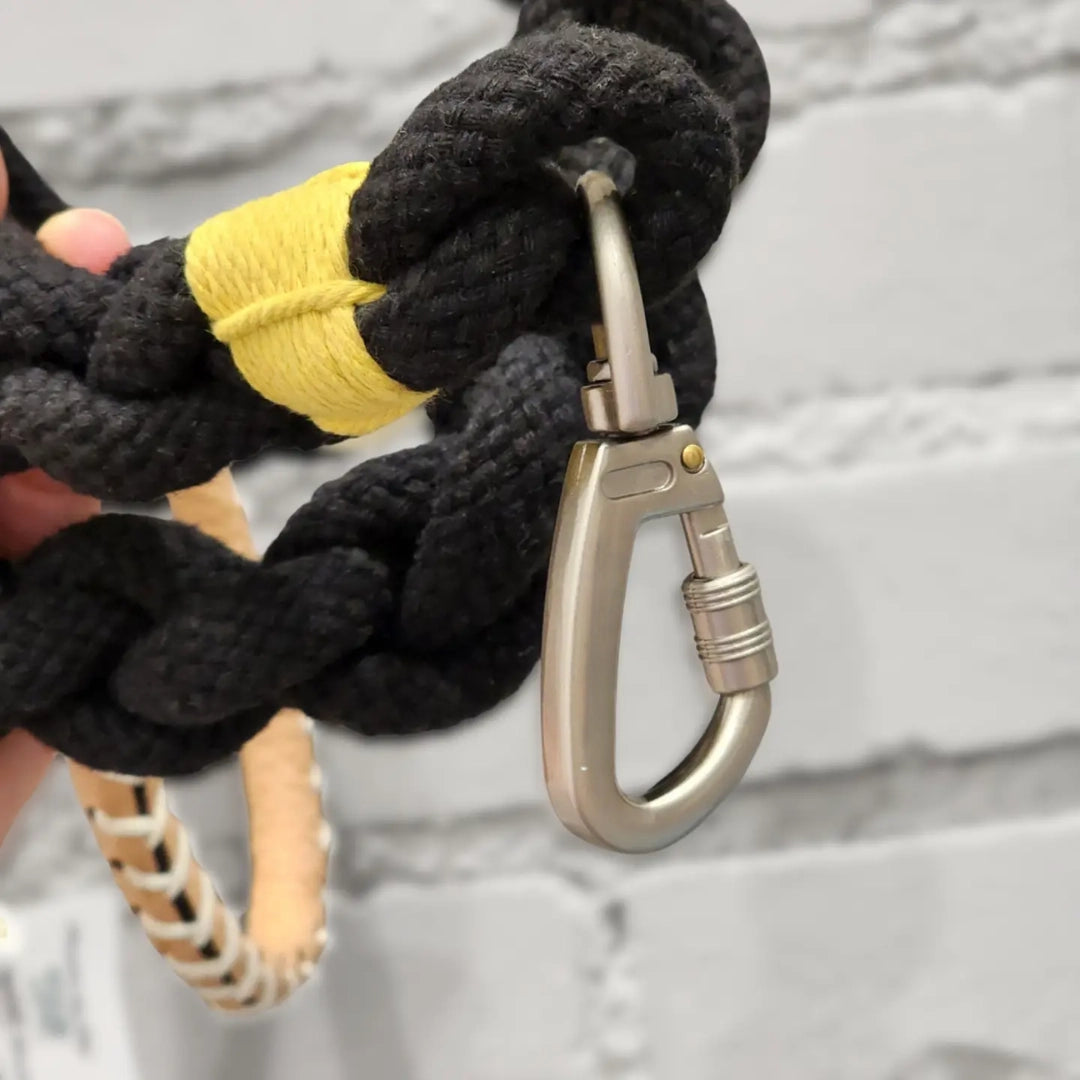 Monli The Shadow Handcrafted Dog Leash
