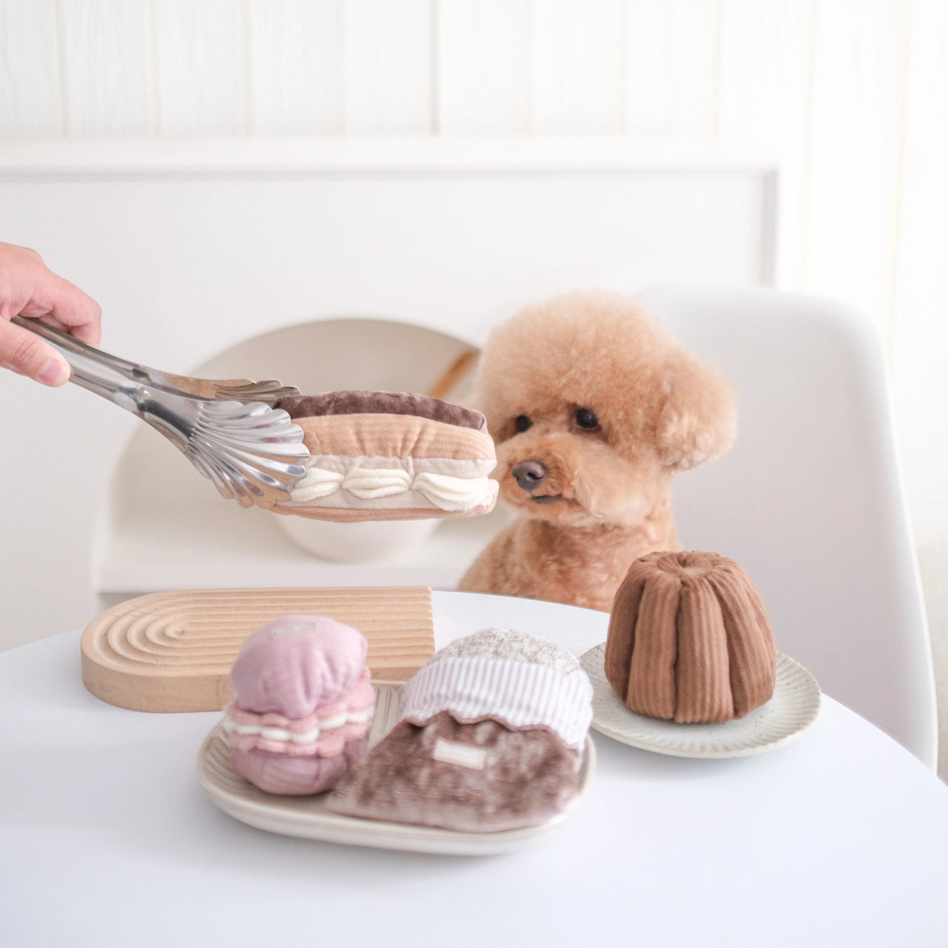 Lambwolf Collective - Eclair Enrichment Dog Toy