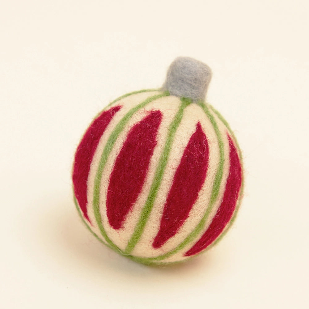 MODERNBEAST Holiday Wool Dog Toys