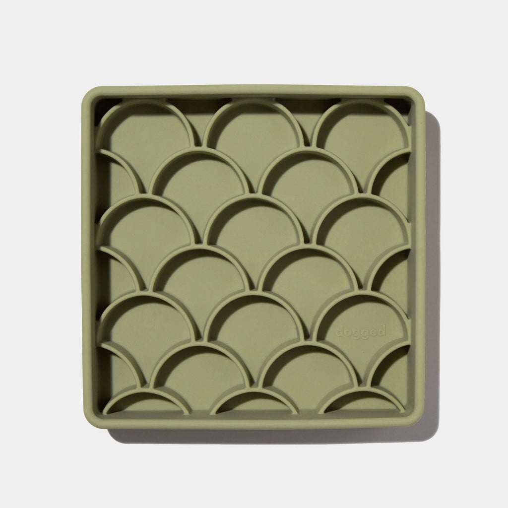 Dogged 3-In-1 Fish Scale Slow Feeder