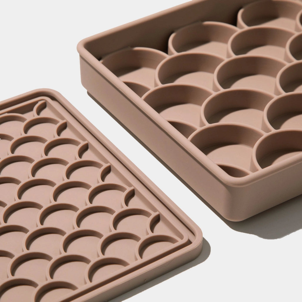 Dogged 3-In-1 Fish Scale Slow Feeder