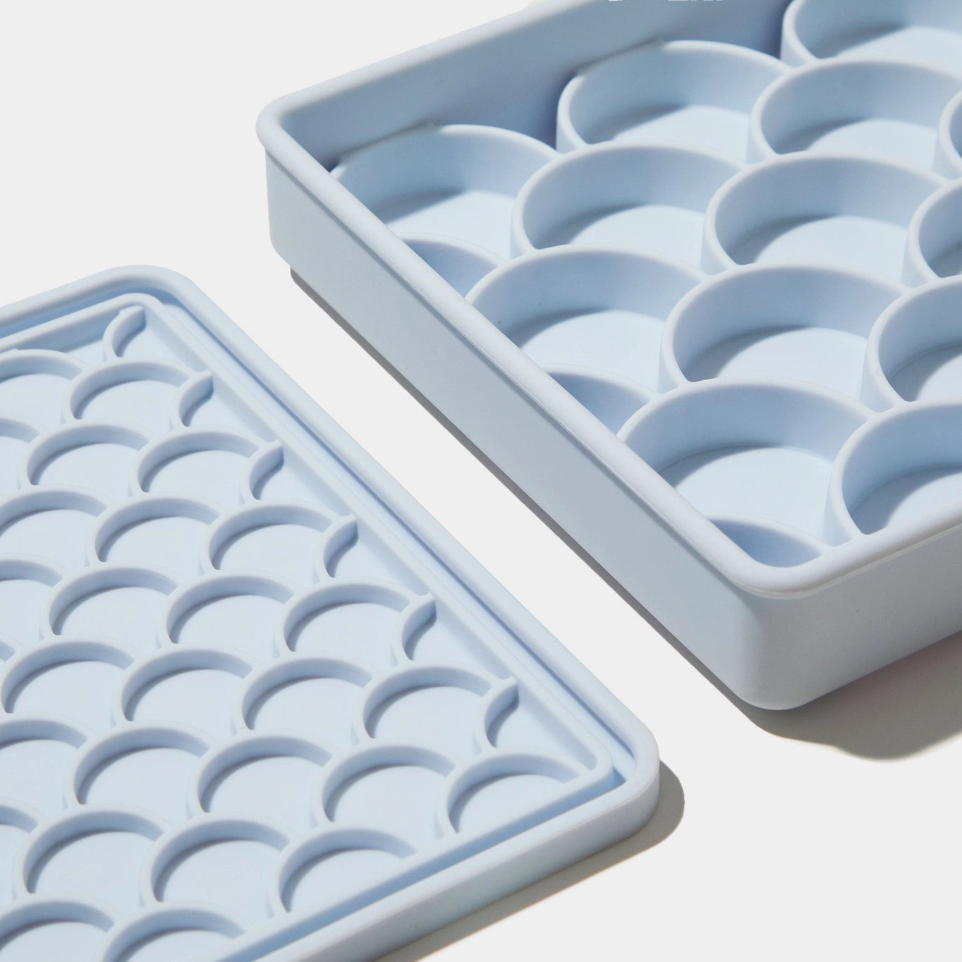 Dogged 3-In-1 Fish Scale Slow Feeder