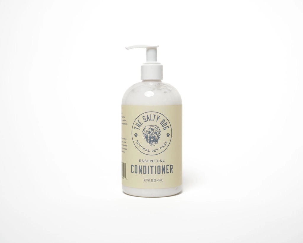 The Salty Dog Co Moisturizing Dog Conditioner With Aloe + Shea Butter