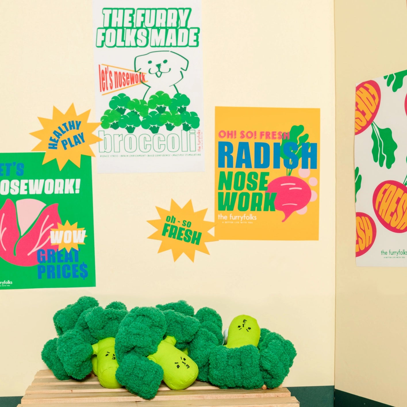 The Furry Folks Broccoli Nose Work Toy