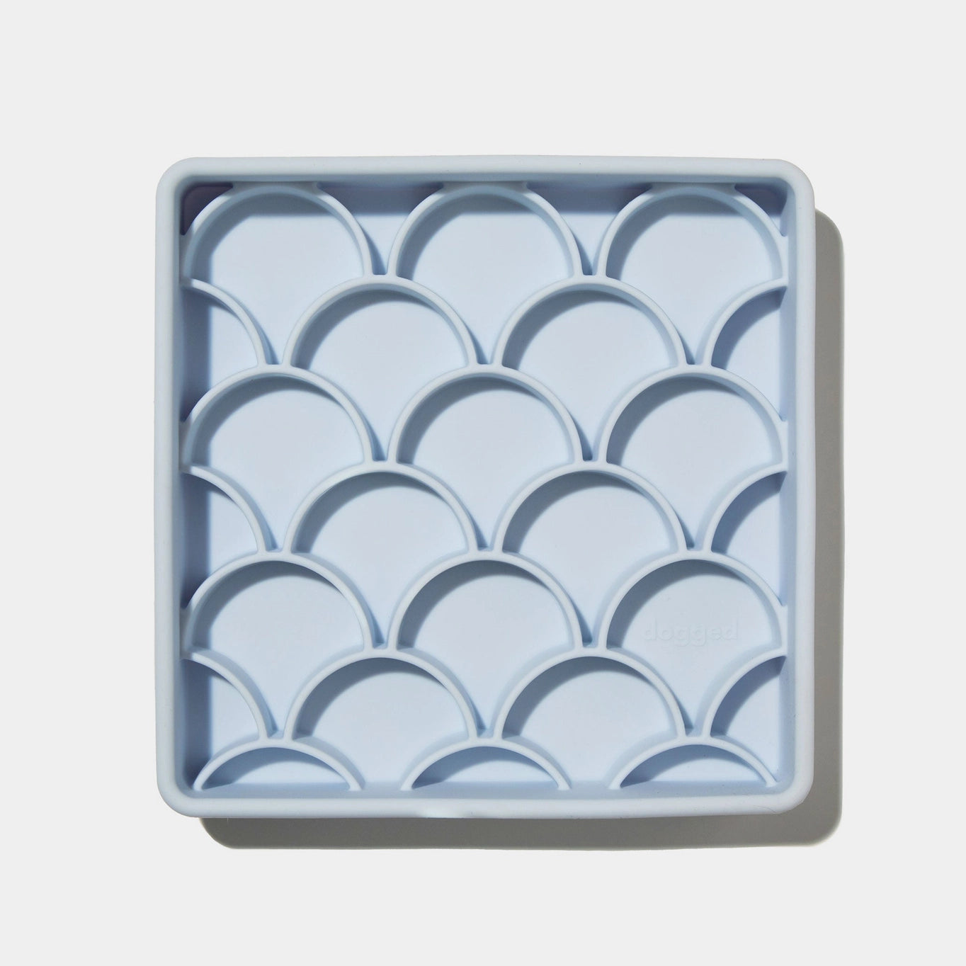 Dogged 3-In-1 Fish Scale Slow Feeder